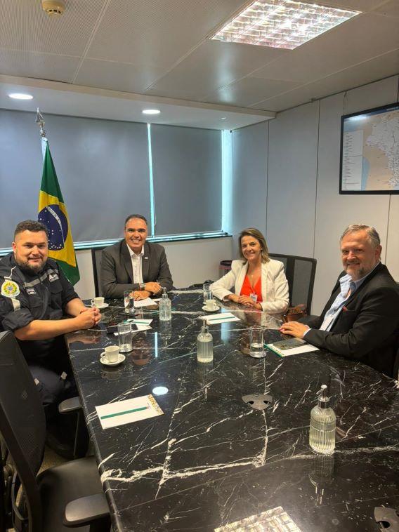 Na ANTT, diretores da Agems discutem novas parcerias e definem acordo de cooperação. Na ANTT, diretores da Agems discutem novas parcerias e definem acordo de cooperação.