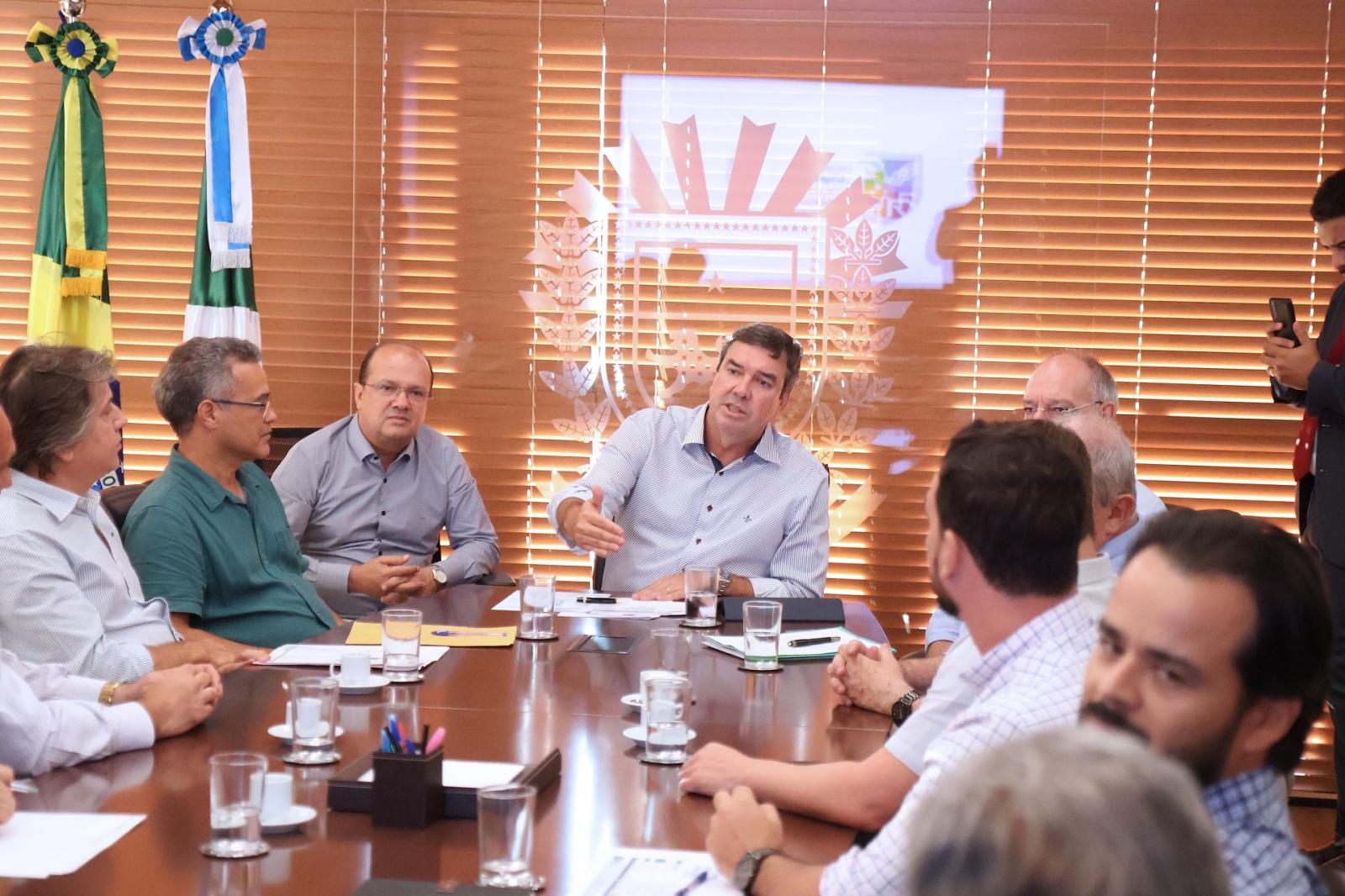 Municipalismo: Governo do Estado atende os anseios da população ladarense. Municipalismo: Governo do Estado atende os anseios da população ladarense.