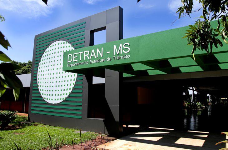Boletim de rádio Detran Mais Perto, Mais Eficiente será resumo semanal de ações voltadas ao cidadão. Boletim de rádio Detran Mais Perto, Mais Eficiente será resumo semanal de ações voltadas ao cidadão.