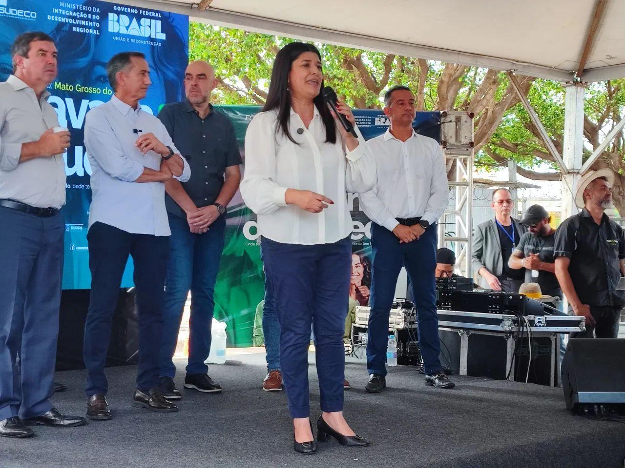Caravana da Sudeco oferece até R$ 55 mil de microcrédito e fundo garantidor para pequenos empresários. Caravana da Sudeco oferece até R$ 55 mil de microcrédito e fundo garantidor para pequenos empresários.