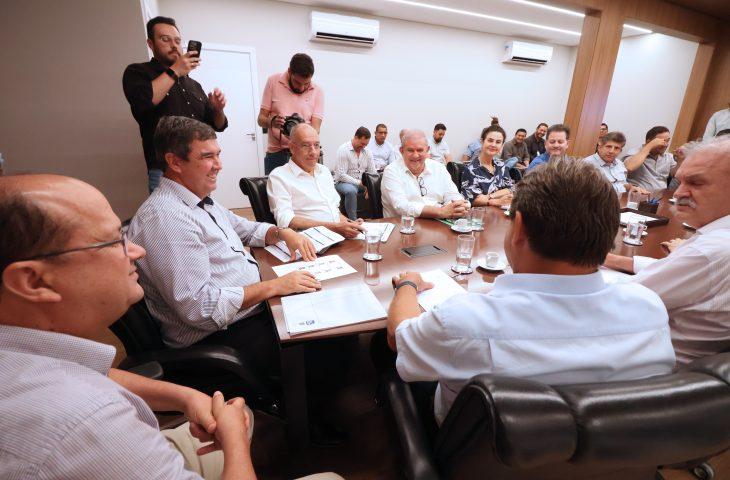 Com novos investimentos do Estado, Sete Quedas vai chegar a 100% de pavimentação. Com novos investimentos do Estado, Sete Quedas vai chegar a 100% de pavimentação.