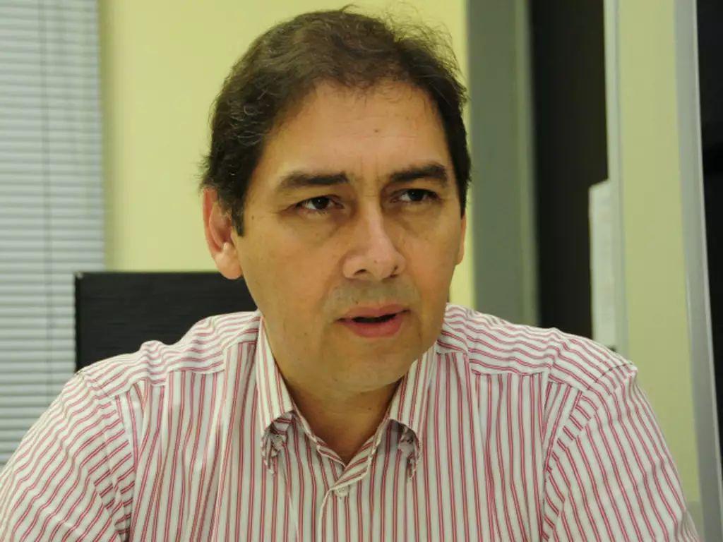 Dez anos: “Eu perdi foi para a corrupção, para o dinheiro do esquema deles”, diz Alcides Bernal. Dez anos: “Eu perdi foi para a corrupção, para o dinheiro do esquema deles”, diz Alcides Bernal.
