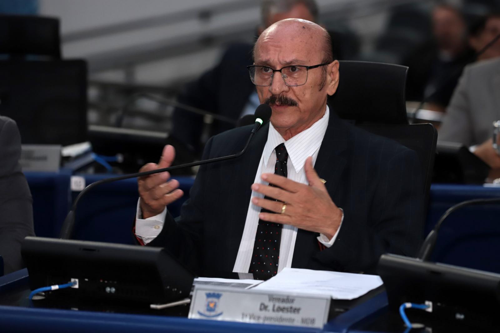 Dr. Loester é o vereador que menos gasta com verba indenizatória, afirma pesquisa.