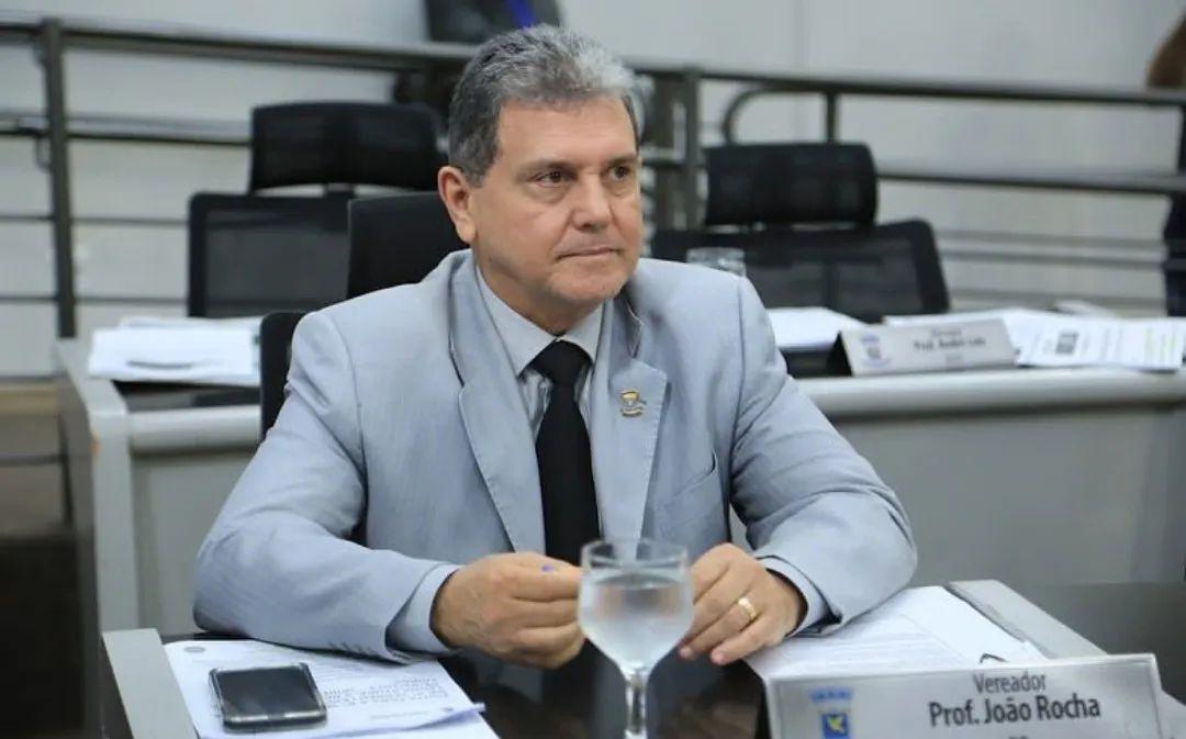 João Rocha volta para Câmara até o final da próxima semana. João Rocha volta para Câmara até o final da próxima semana.