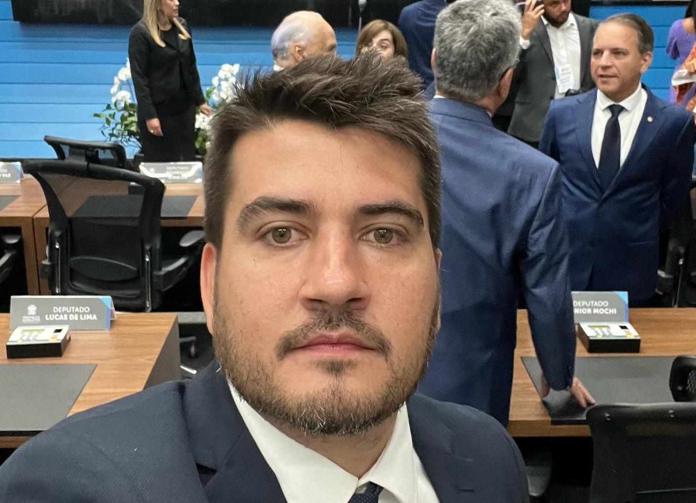 Juiz nega acordo e mantém condenação de candidato a prefeito por crimes de ódio. Juiz nega acordo e mantém condenação de candidato a prefeito por crimes de ódio.