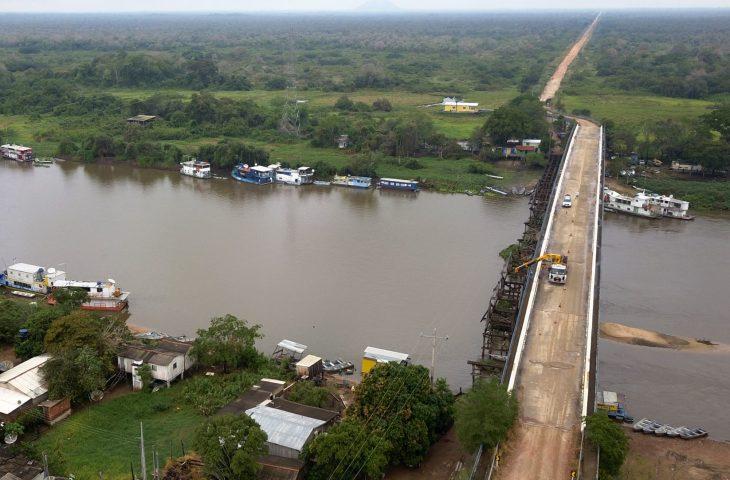 No Pantanal de Corumbá, Ponte do Passo do Lontra terá iluminação em LED solar. No Pantanal de Corumbá, Ponte do Passo do Lontra terá iluminação em LED solar.
