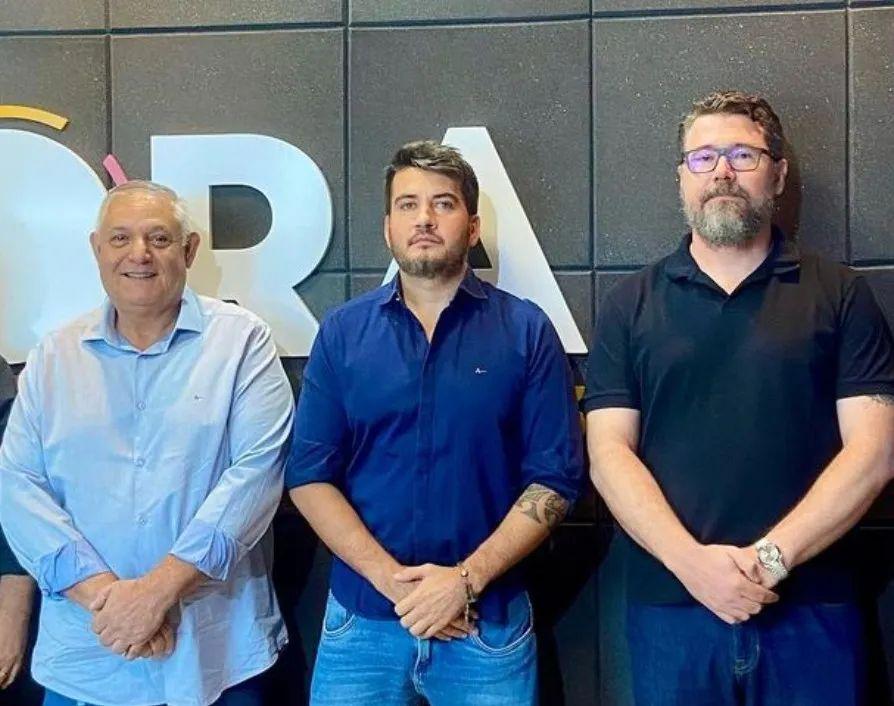 Rafael Tavares é oficializado pré-candidato a prefeito de Campo Grande, e promete plano de governo nos moldes de Bolsonaro. Rafael Tavares é oficializado pré-candidato a prefeito de Campo Grande, e promete plano de governo nos moldes de Bolsonaro.