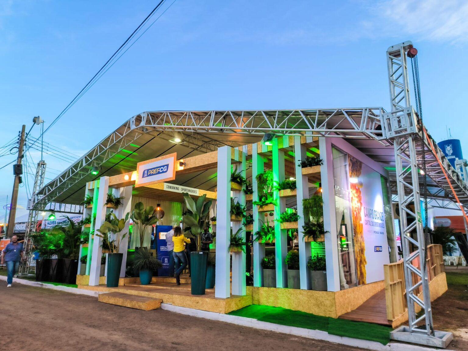 Expogrande 2024: Animais começam a chegar e raças Nelore pintado retornam como destaque deste ano.