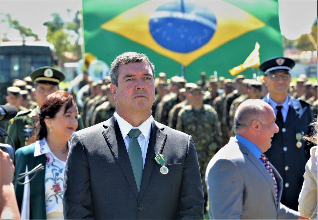 Governador destaca parceria e papel do Exército no desenvolvimento do Brasil. Governador destaca parceria e papel do Exército no desenvolvimento do Brasil.