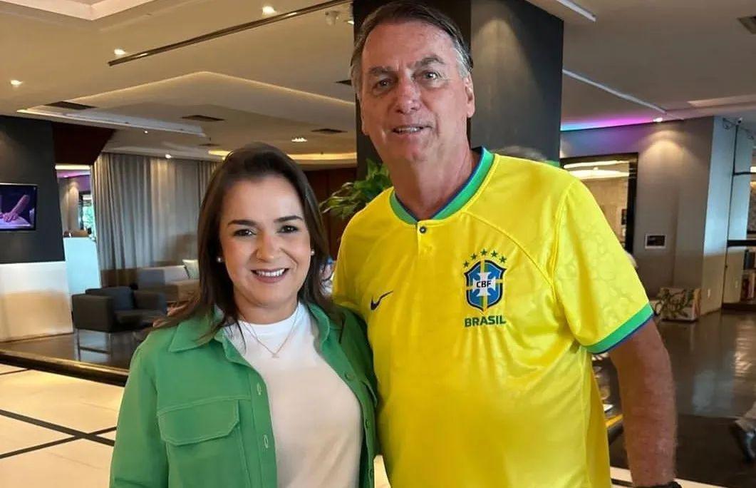 A Prefeita Adriane Lopes  vai a ato convocado por Bolsonaro no Rio de Janeiro. A Prefeita Adriane Lopes  vai a ato convocado por Bolsonaro no Rio de Janeiro.