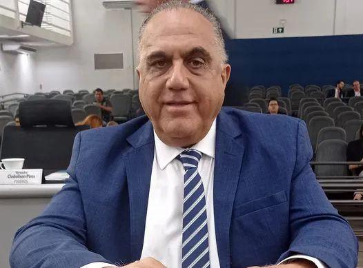 Dr. Jamal é eleito presidente do MDB na Capital. Dr. Jamal é eleito presidente do MDB na Capital.
