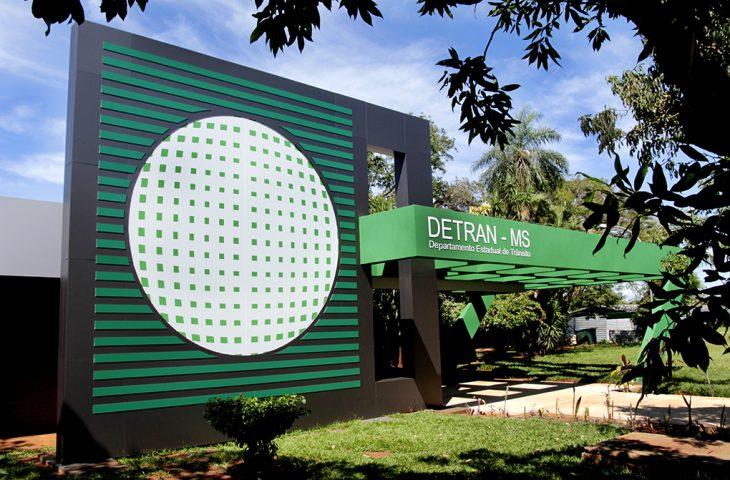 No ar: boletim da primeira semana de abril do Detran Mais Perto, Mais Eficiente. No ar: boletim da primeira semana de abril do Detran Mais Perto, Mais Eficiente.