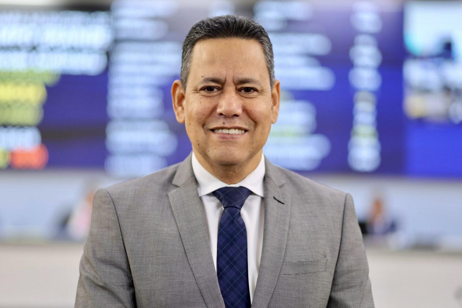 Vereador Clodoilson Pires ressalta problemas do Bairro Cristo Redentor e pede atendimento às demandas.