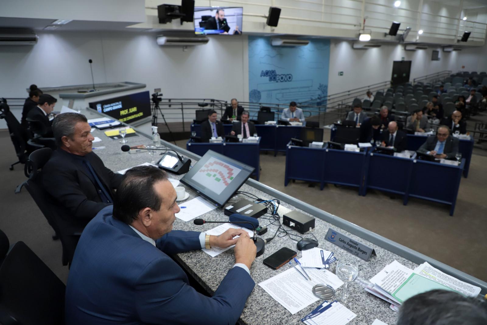 Vereadores votam seis Projetos na sessão ordinária desta quinta-feira.