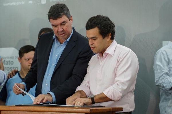 Para acabar com especulações, O Governador Eduardo Riedel afirma que Beto Pereira é o candidato do seu grupo. Para acabar com especulações, O Governador Eduardo Riedel afirma que Beto Pereira é o candidato do seu grupo.
