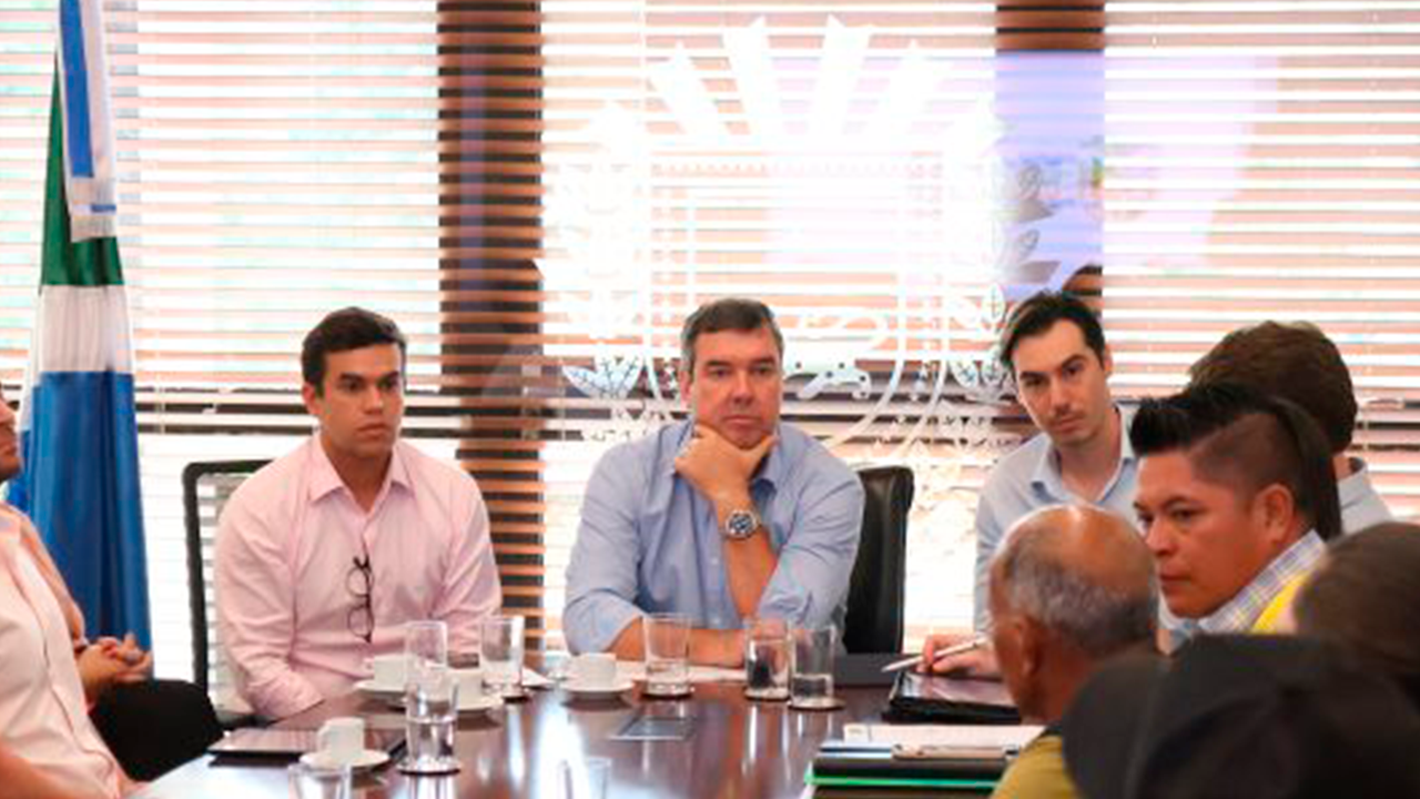 Para acabar com especulações, O Governador Eduardo Riedel afirma que Beto Pereira é o candidato do seu grupo. Para acabar com especulações, O Governador Eduardo Riedel afirma que Beto Pereira é o candidato do seu grupo.