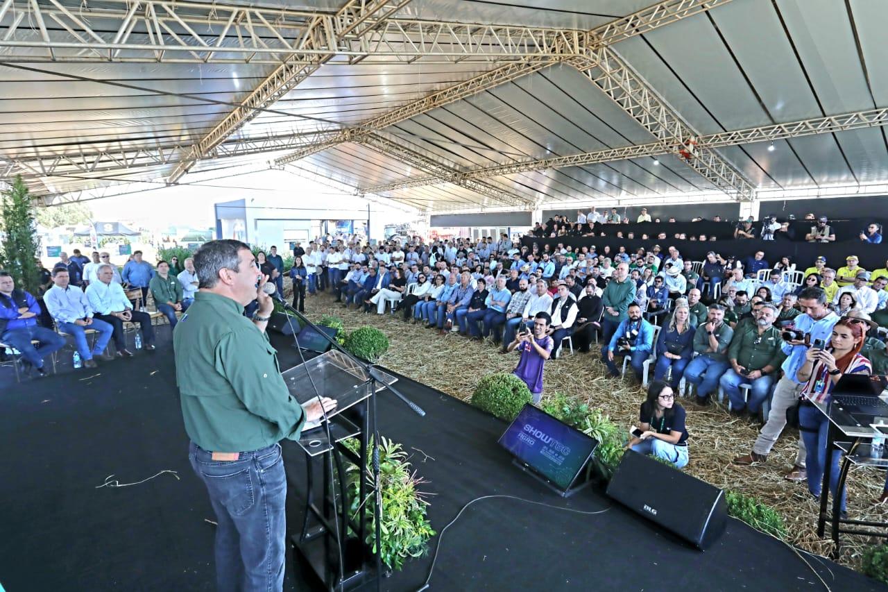 O Governador Eduardo Riedel abre a Showtec e apresenta em Maracaju novas tecnologias e serviços.
