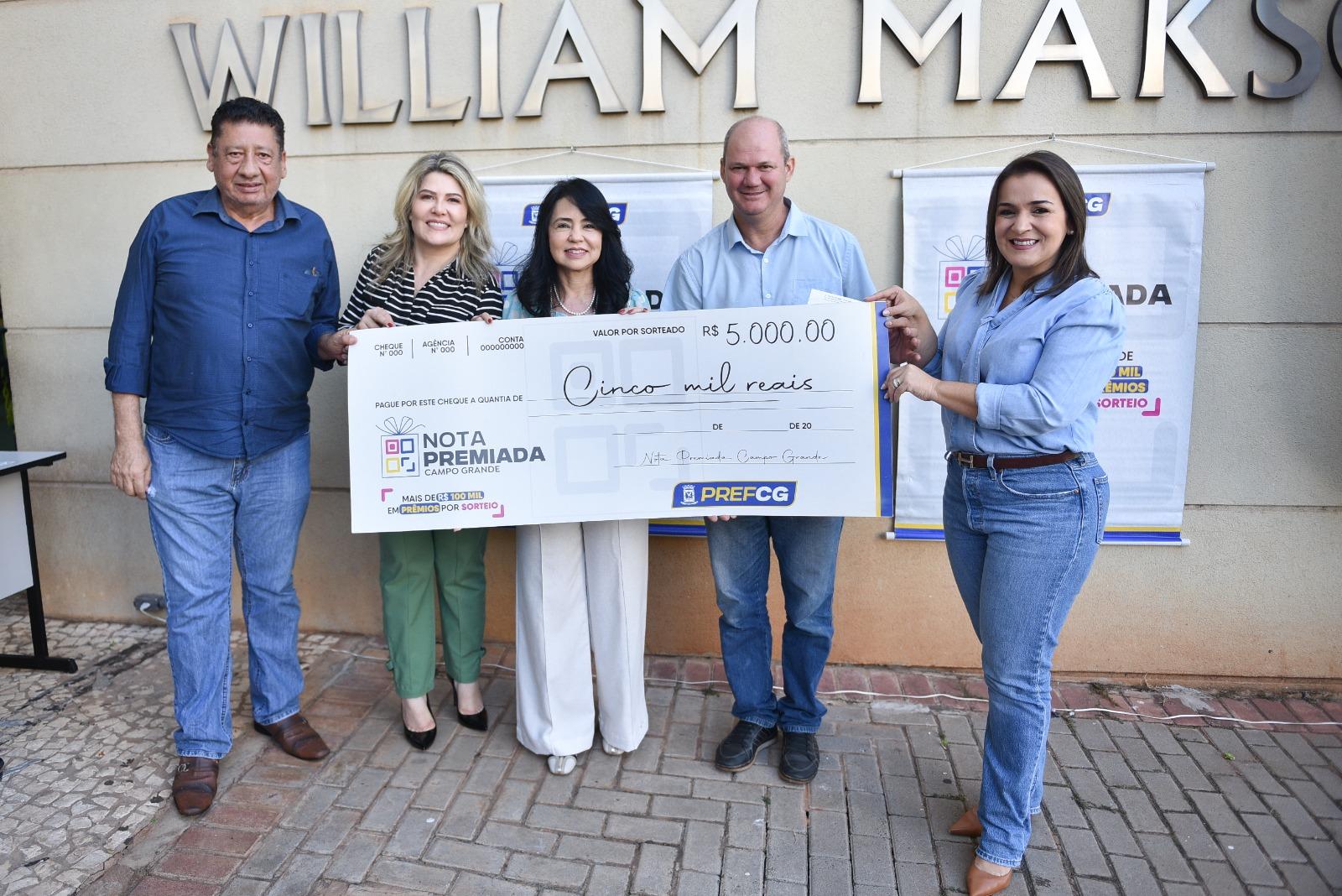 Nota Premiada premia campo-grandenses com R$ 65 mil e estimula a educação fiscal. Nota Premiada premia campo-grandenses com R$ 65 mil e estimula a educação fiscal.