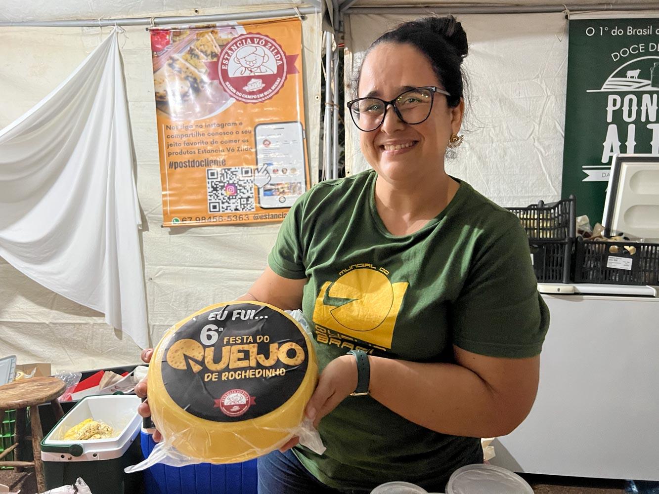 Faltam apenas 15 dias para a 7ª edição da Festa do Queijo do Distrito de Rochedinho. Faltam apenas 15 dias para a 7ª edição da Festa do Queijo do Distrito de Rochedinho.