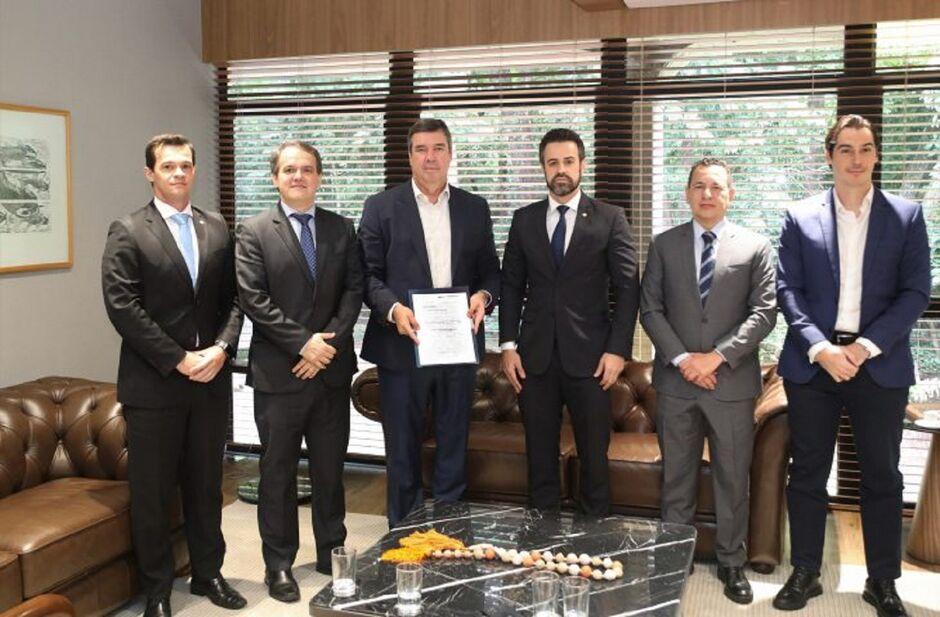 O Governador Eduardo  Riedel exalta atuação e reforça compromisso com a Polícia Civil do MS O Governador Eduardo  Riedel exalta atuação e reforça compromisso com a Polícia Civil do MS