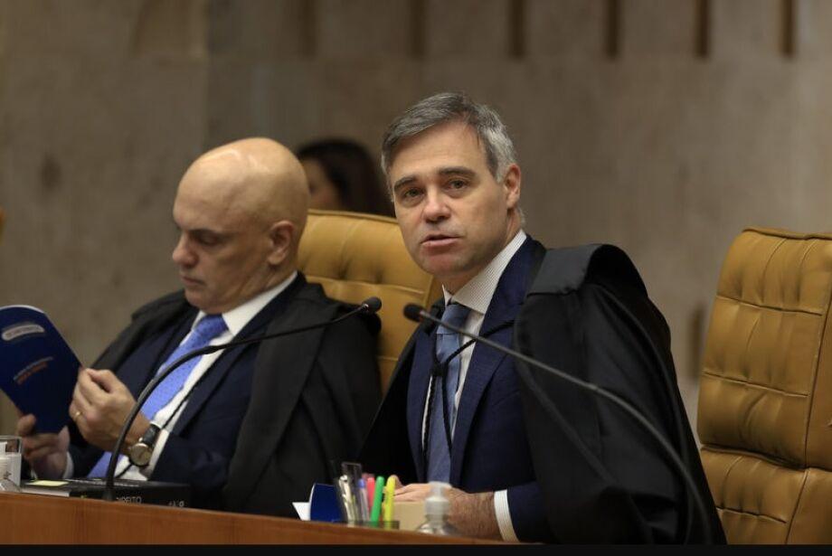 André Mendonça substitui Alexandre de Moraes no TSE e elogia "firmeza" do colega. André Mendonça substitui Alexandre de Moraes no TSE e elogia
