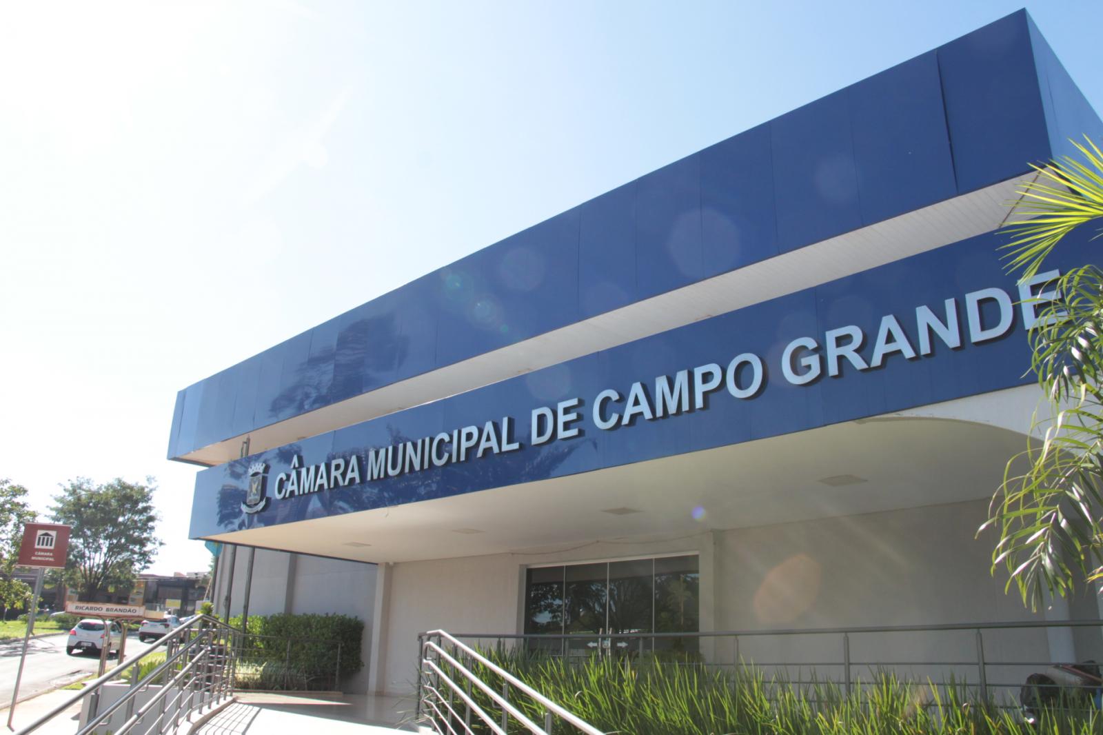 Câmara suspende sessão nesta quinta e TCE só volta a atender na segunda. Câmara suspende sessão nesta quinta e TCE só volta a atender na segunda.