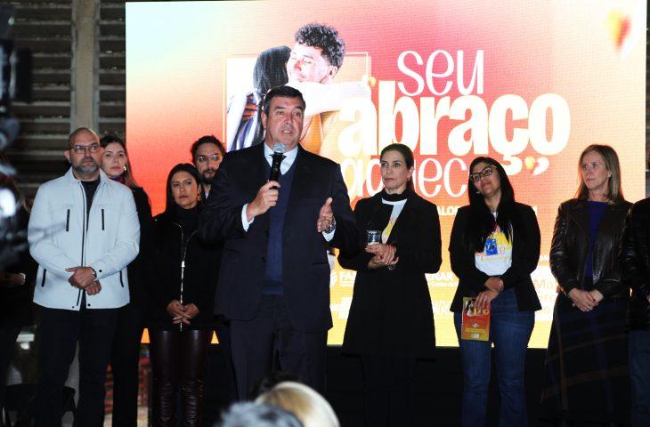 Campanha do agasalho “Seu Abraço Aquece” chega ao final com recorde de peças arrecadadas. Campanha do agasalho “Seu Abraço Aquece” chega ao final com recorde de peças arrecadadas.