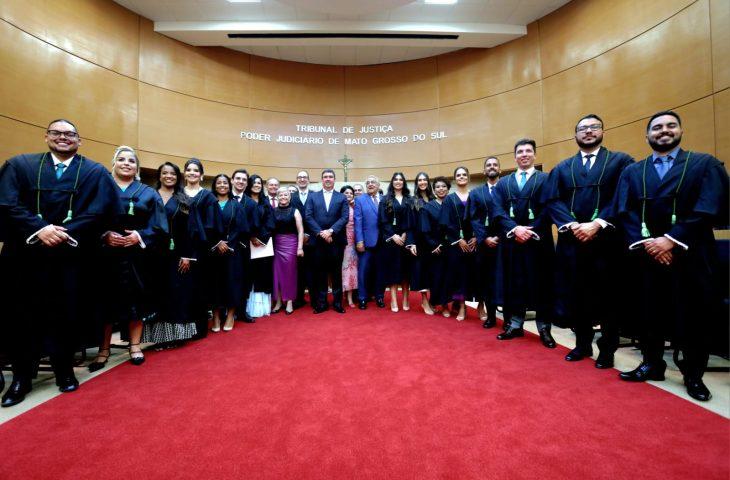 Em posse de novos defensores públicos, governador destaca desafio da inclusão. Em posse de novos defensores públicos, governador destaca desafio da inclusão.