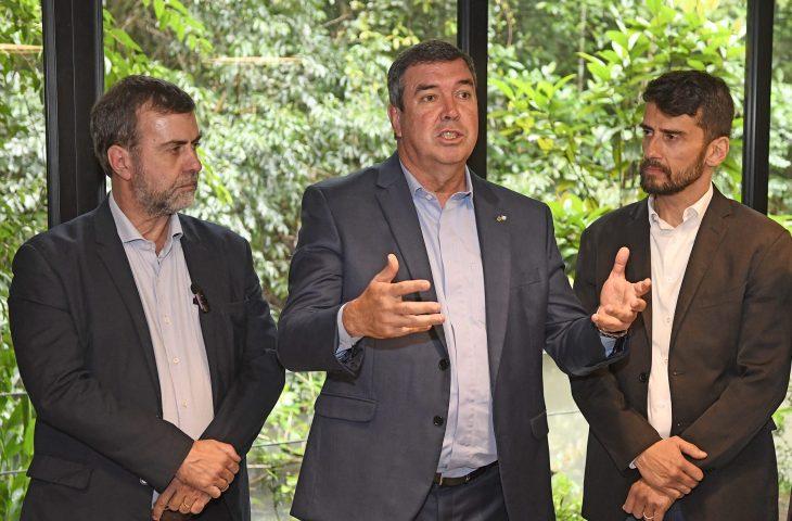 Embratur começa por MS parcerias para divulgar belezas turísticas do Brasil no exterior. Embratur começa por MS parcerias para divulgar belezas turísticas do Brasil no exterior.