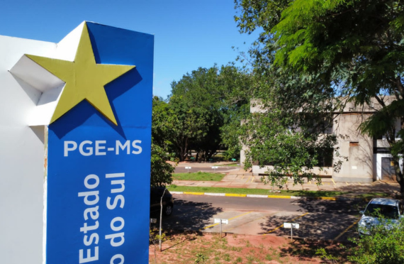 Inscrições para estágio e residência jurídica na PGE/MS seguem abertas até a próxima terça-feira. Inscrições para estágio e residência jurídica na PGE/MS seguem abertas até a próxima terça-feira.