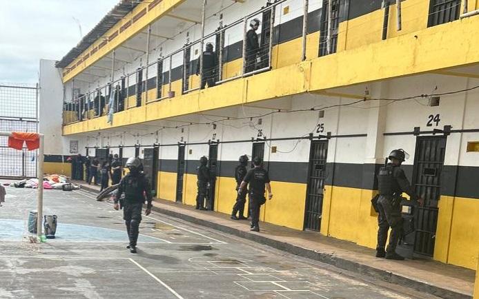 Polícia Penal de Mato Grosso do Sul intensifica combate à comunicação ilícita em prisões. Polícia Penal de Mato Grosso do Sul intensifica combate à comunicação ilícita em prisões.
