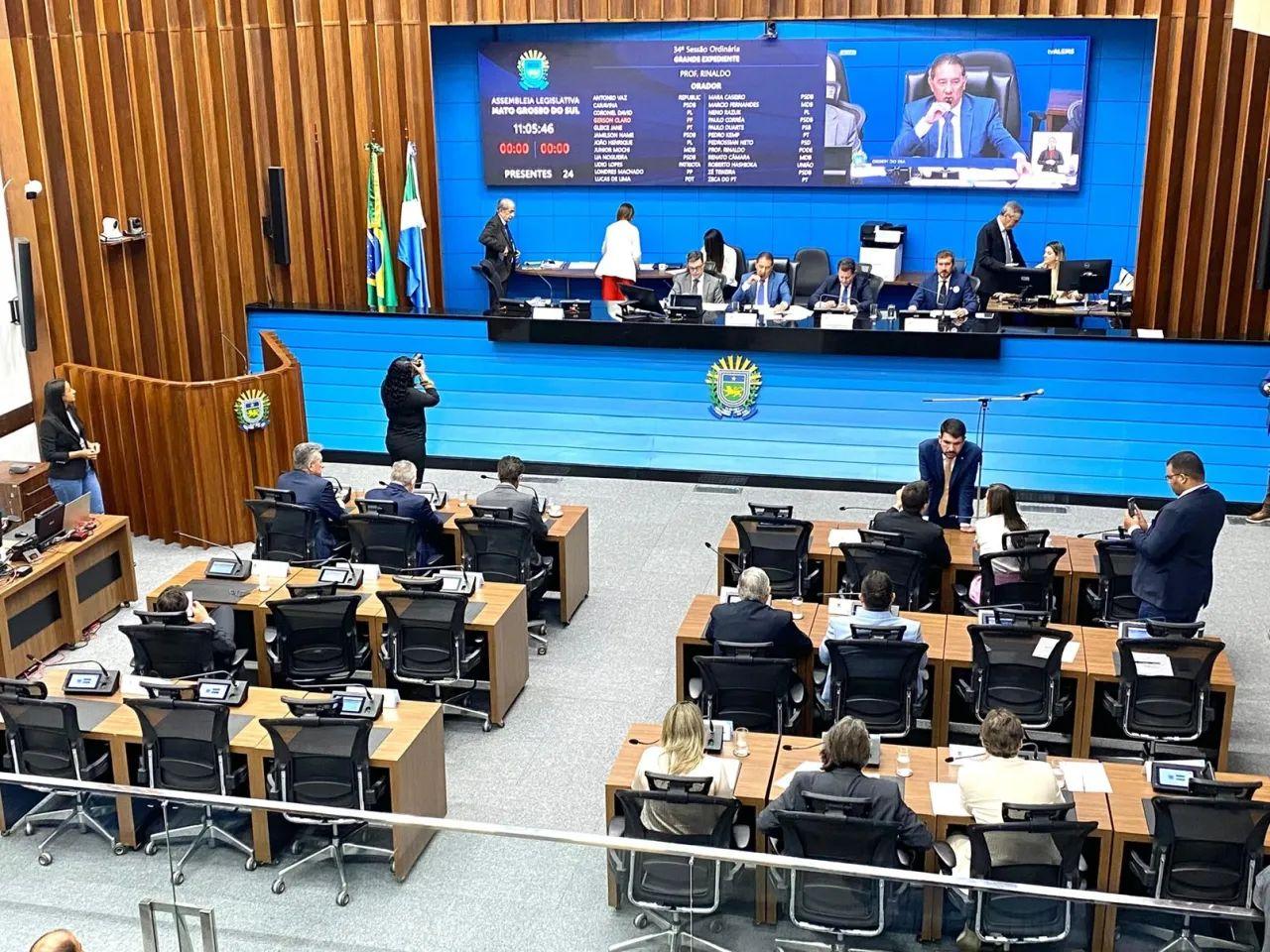 Procuradoria dá parecer contrário em ação que pode custar mandato de deputado. Procuradoria dá parecer contrário em ação que pode custar mandato de deputado.