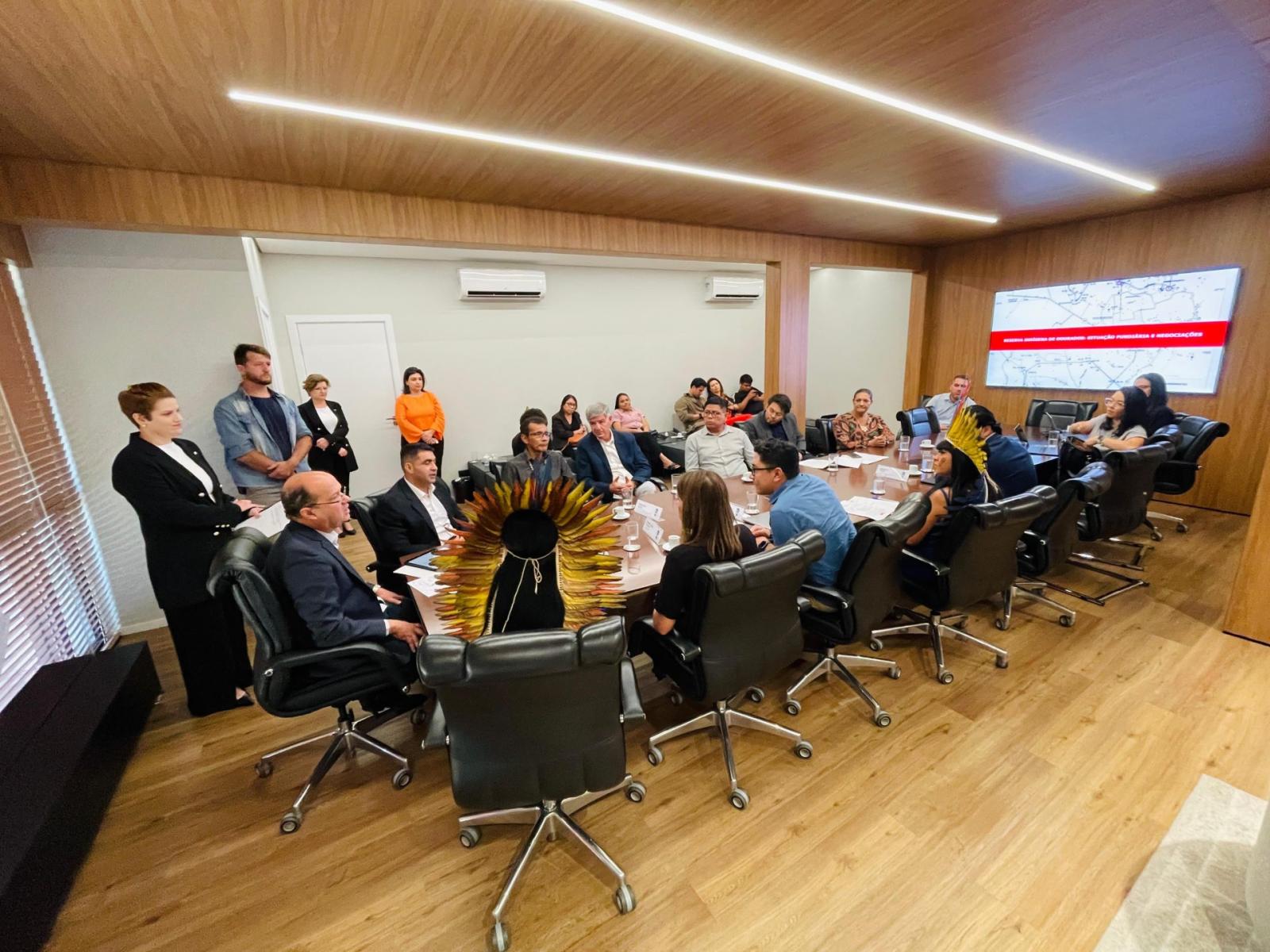 Governo do Estado e MPI assinam termo para garantia da cidadania dos povos indígenas.