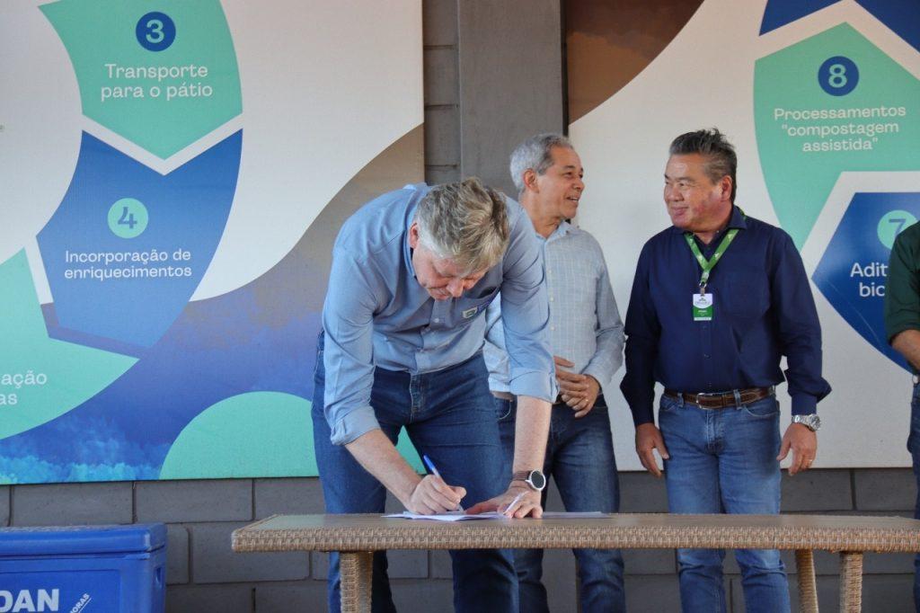 Parceria inédita vai destinar adubo orgânico para agricultores familiares, quilombolas e indígenas.