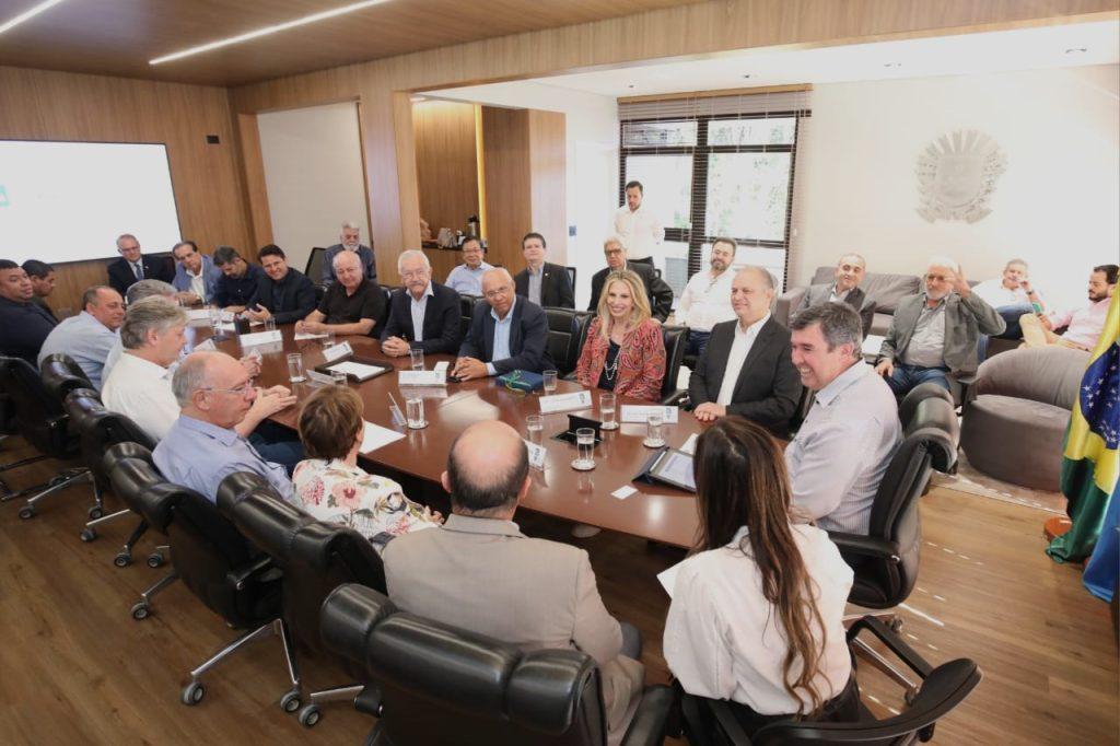 Nova ponte entre Mato Grosso do Sul e Paraná vai reduzir distância até o Porto de Paranaguá.