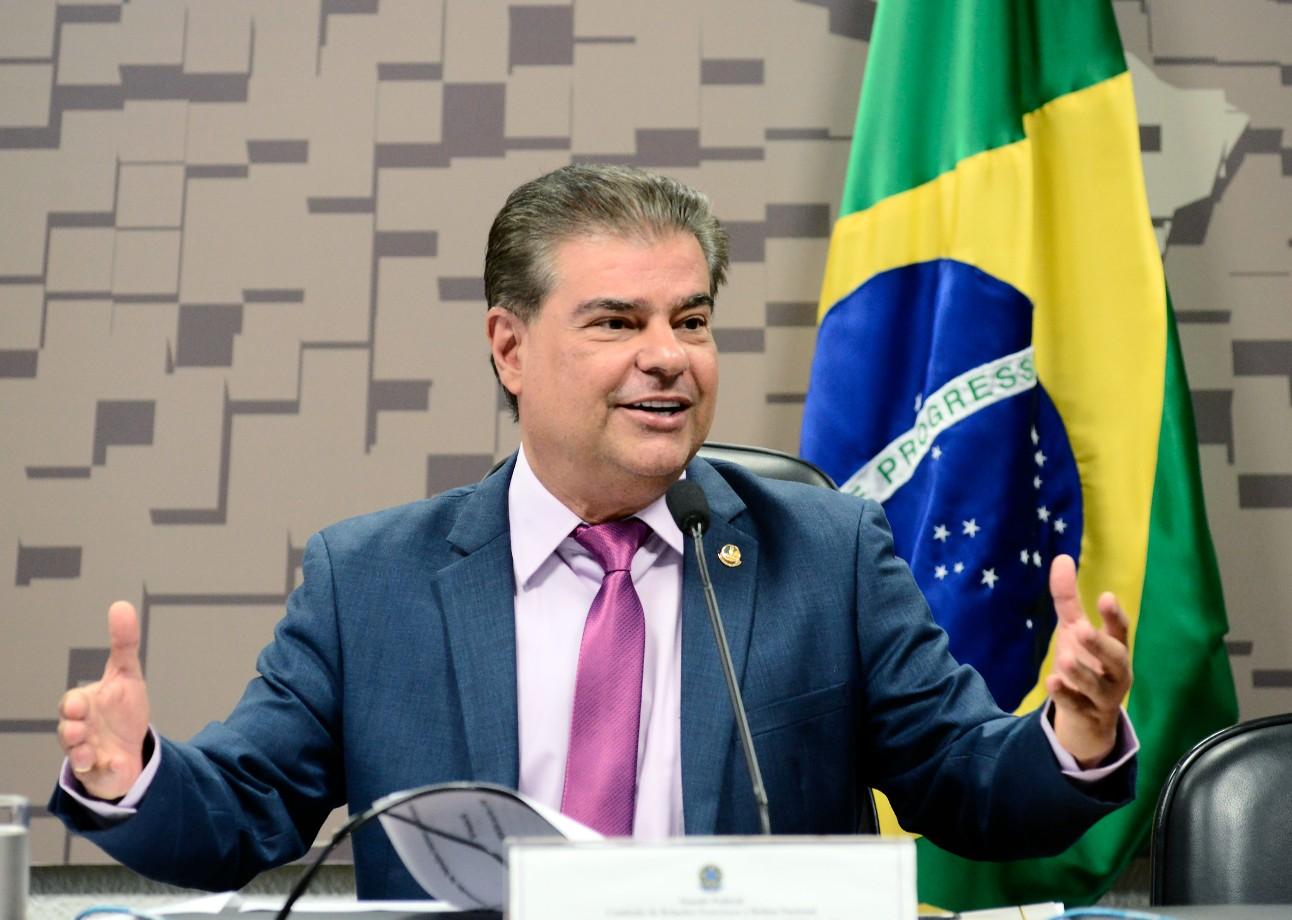 Após 9 anos, juiz federal devolve à Justiça estadual ações contra Nelsinho pelo desvio no Gisa. Após 9 anos, juiz federal devolve à Justiça estadual ações contra Nelsinho pelo desvio no Gisa.