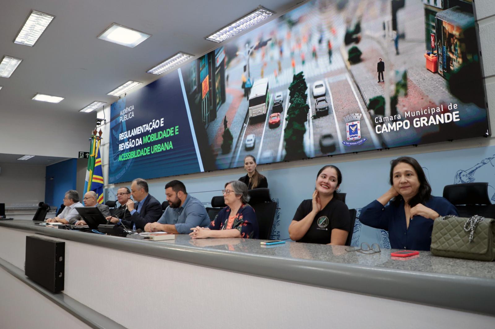 Audiência discute projeto que cria Política Municipal de Mobilidade e Acessibilidade Urbana.