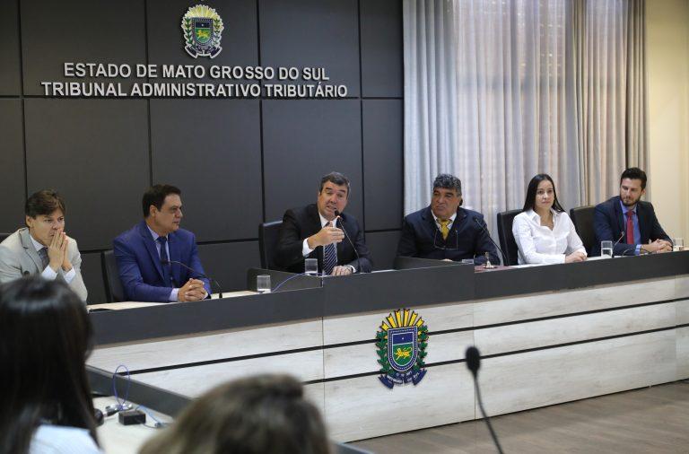 Conselheiros tomam posse no Tribunal Administrativo Tributário de Mato Grosso do Sul.