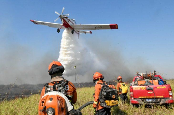 Governo de MS declara situação de emergência em cidades afetadas por incêndios florestais.
