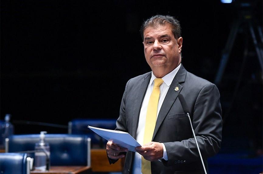 Juiz frustra estratégia de Nelsinho para anular promissória e eleva dívida para R$ 6,6 milhões. Juiz frustra estratégia de Nelsinho para anular promissória e eleva dívida para R$ 6,6 milhões.