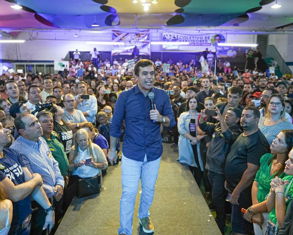 Beto Pereira  deve dominar tempo de propaganda e candidatos mal devem aparecer no rádio e TV. Beto Pereira  deve dominar tempo de propaganda e candidatos mal devem aparecer no rádio e TV.