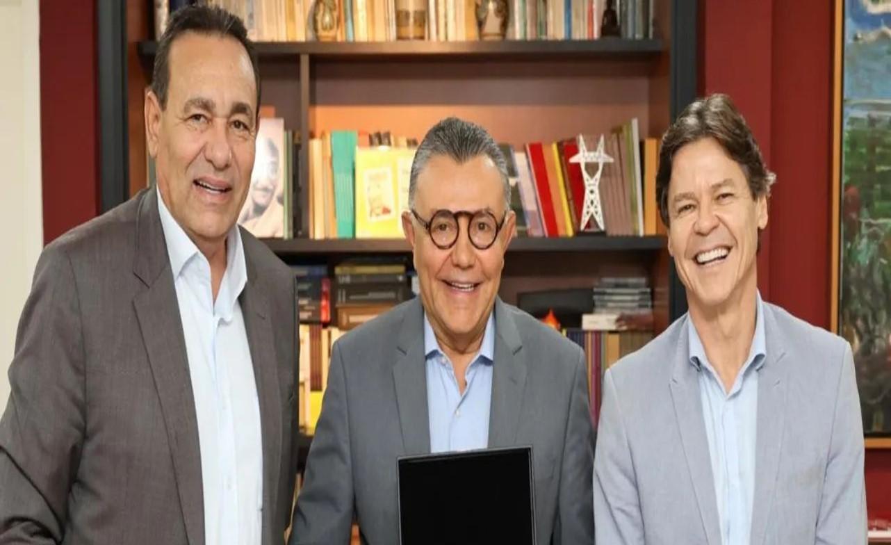 Diretórios nacionais do PSB e Republicanos autorizam aliança com PSDB em Campo Grande Mato Grosso do Sul, para as eleições de 2024. Diretórios nacionais do PSB e Republicanos autorizam aliança com PSDB em Campo Grande Mato Grosso do Sul, para as eleições de 2024.