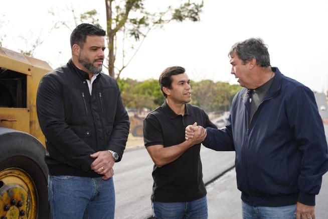 Recapeamento da avenida Duque de Caxias,  está com etapa adiantada e recebe visita técnica do deputado Beto Pereira e do governador Riedel. Recapeamento da avenida Duque de Caxias,  está com etapa adiantada e recebe visita técnica do deputado Beto Pereira e do governador Riedel.