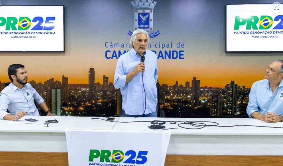 Partido de Delcídio trai vereador e rifa candidatura de André Luís na convenção. Partido de Delcídio trai vereador e rifa candidatura de André Luís na convenção.