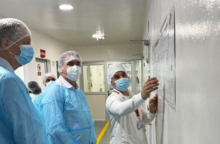 Indústria farmacêutica boliviana recebe licença para instalar unidade em Terenos. Indústria farmacêutica boliviana recebe licença para instalar unidade em Terenos.