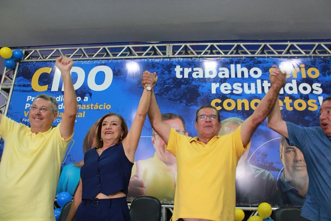 PSDB troca favorito após assassinato e põe mãe de ex-vereador morto como vice em Anastácio. PSDB troca favorito após assassinato e põe mãe de ex-vereador morto como vice em Anastácio.