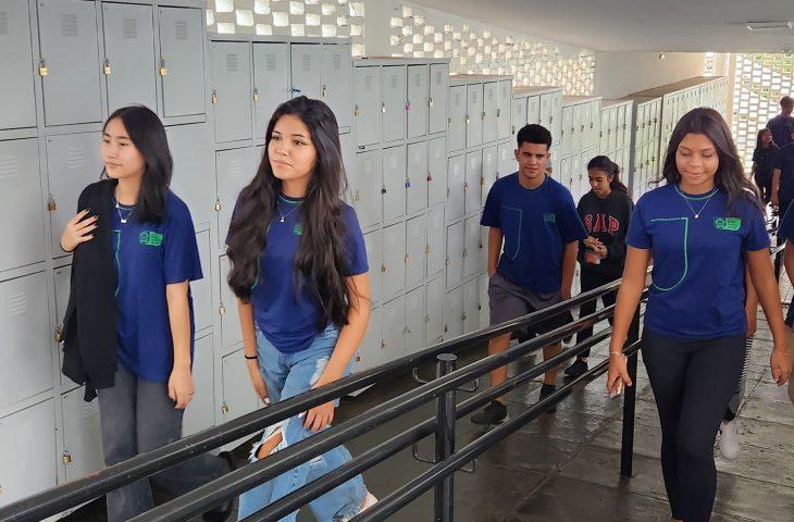 Volta às aulas: mais de 190 mil estudantes da Rede Estadual de Ensino retornam na segunda-feira. Volta às aulas: mais de 190 mil estudantes da Rede Estadual de Ensino retornam na segunda-feira.