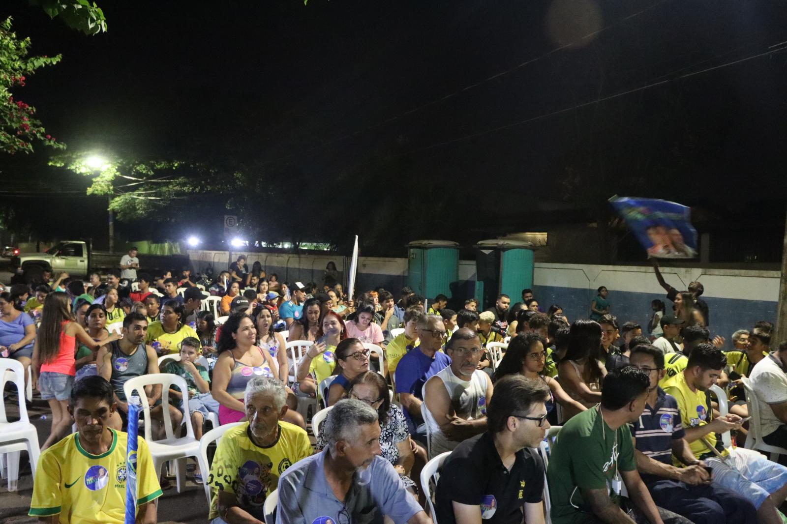A candidata a vereadora pelo PL Ana Portela reforça compromissos com a comunidade das Moreninhas em Campo Grande-MS.