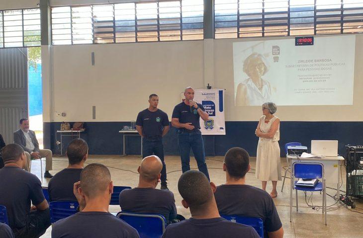Em ação inédita, Cidadania capacita policiais militares em formação para atendimento às pessoas idosas. Em ação inédita, Cidadania capacita policiais militares em formação para atendimento às pessoas idosas.