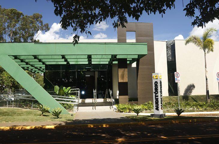 Impacto dos sinistros de trânsito é tema de simpósio que abre Semana do Trânsito no Detran-MS. Impacto dos sinistros de trânsito é tema de simpósio que abre Semana do Trânsito no Detran-MS.